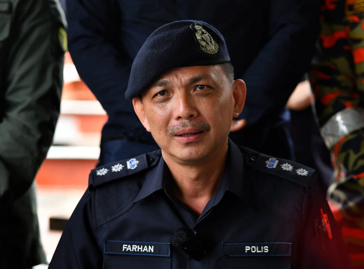 Police, KPDN seize diesel and equipment worth over RM94,000 in Miri Police, KPDN seize diesel and equipment worth over RM94,000 in Miri
