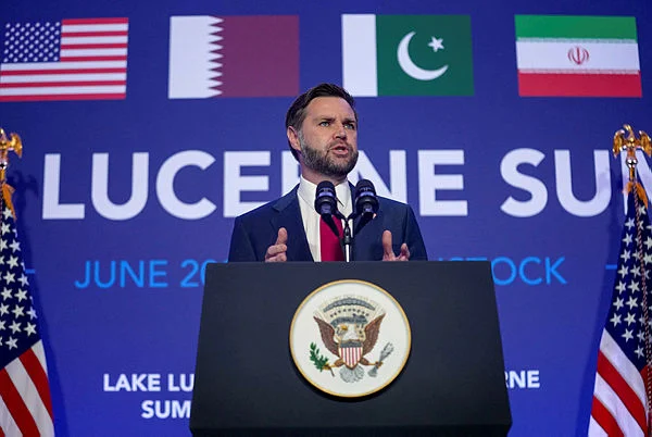 SWITZERLAND-US-IRAN-DIPLOMACY-WAR-POLITICS US suspends Iran oil sanctions, says nuclear inspectors to return