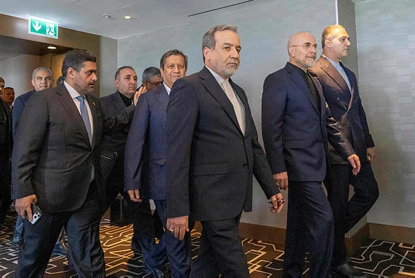 Iran-US talks to continue through the night