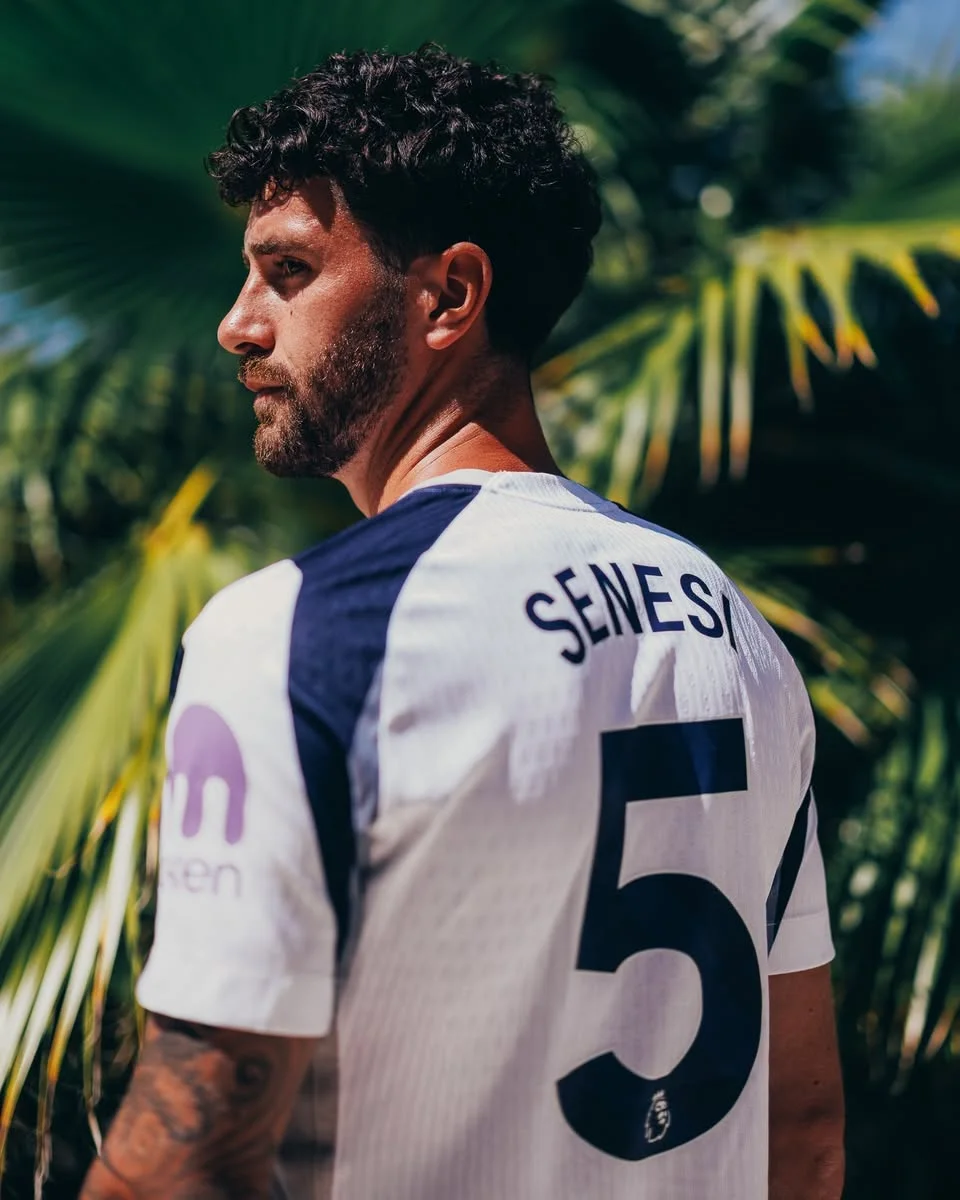 Senesi signs for Spurs in De Zerbi rebuild