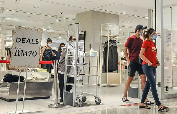 Shopping malls in Malaysia must provide recycling facilities from June - KPKT