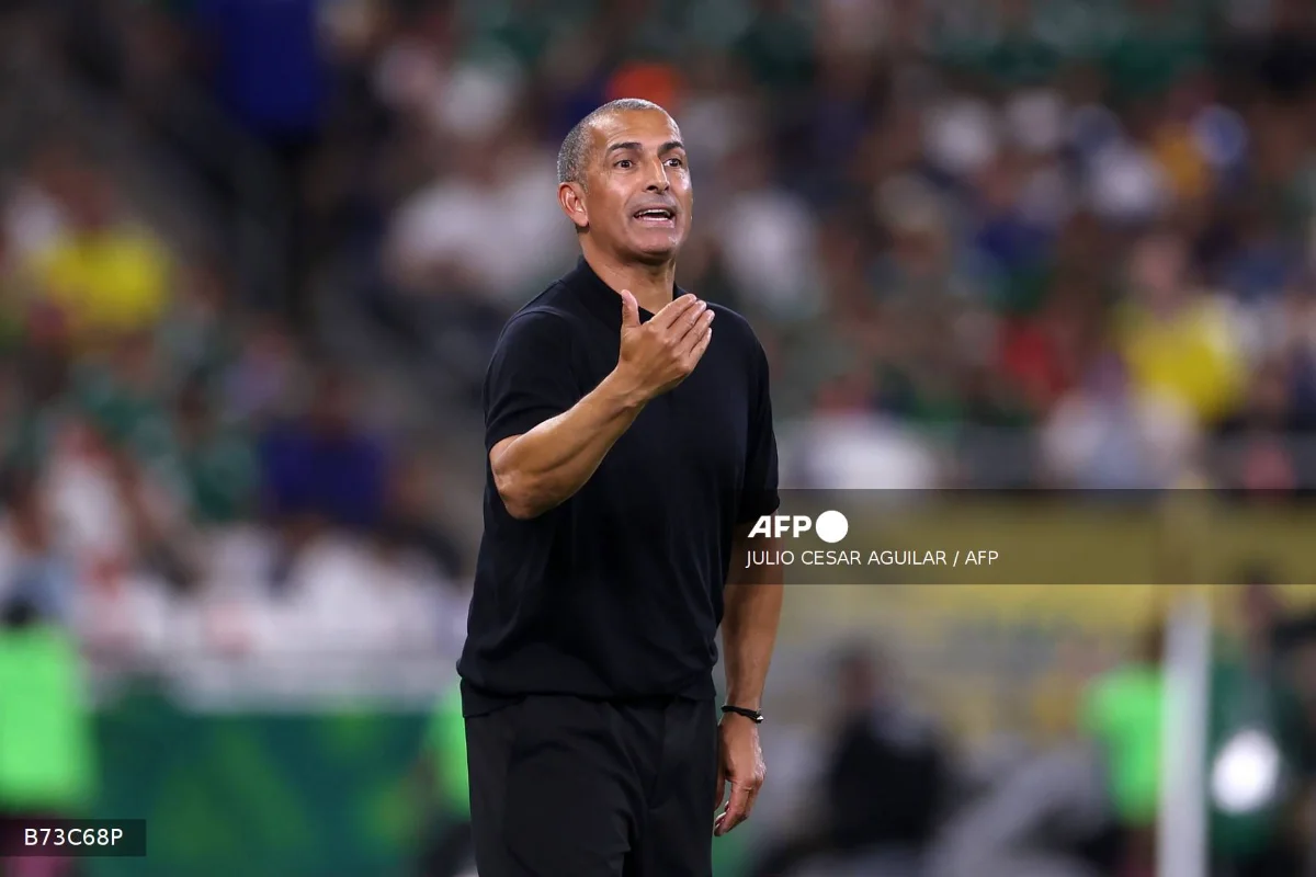 Tunisia sack Lamouchi, hire Renard after World Cup rout