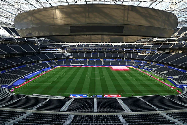 USA begins World Cup campaign on home soil for the first time since 1994 USA begins World Cup campaign on home soil for the first time since 1994
