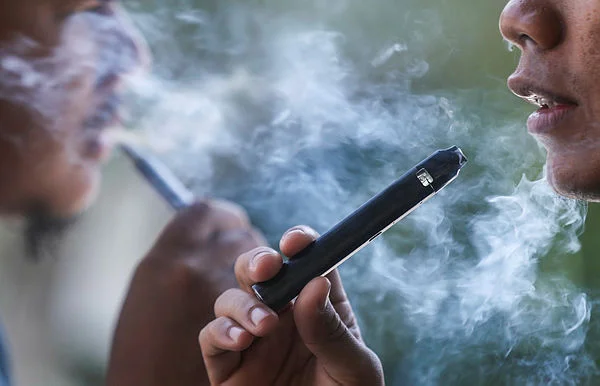 Vape cases with synthetic drugs strengthen ban case Vape cases with synthetic drugs strengthen ban case