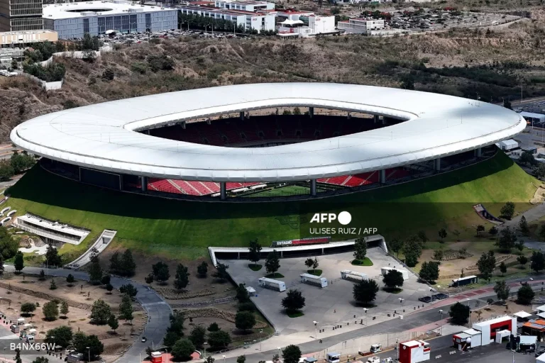 World Cup fans barred from bringing refillable water bottles into stadiums