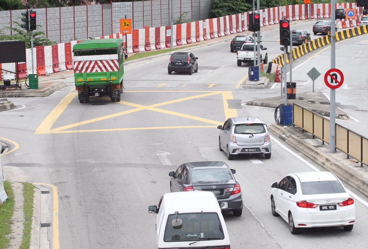 MOT defers SLD enforcement for commercial vehicles