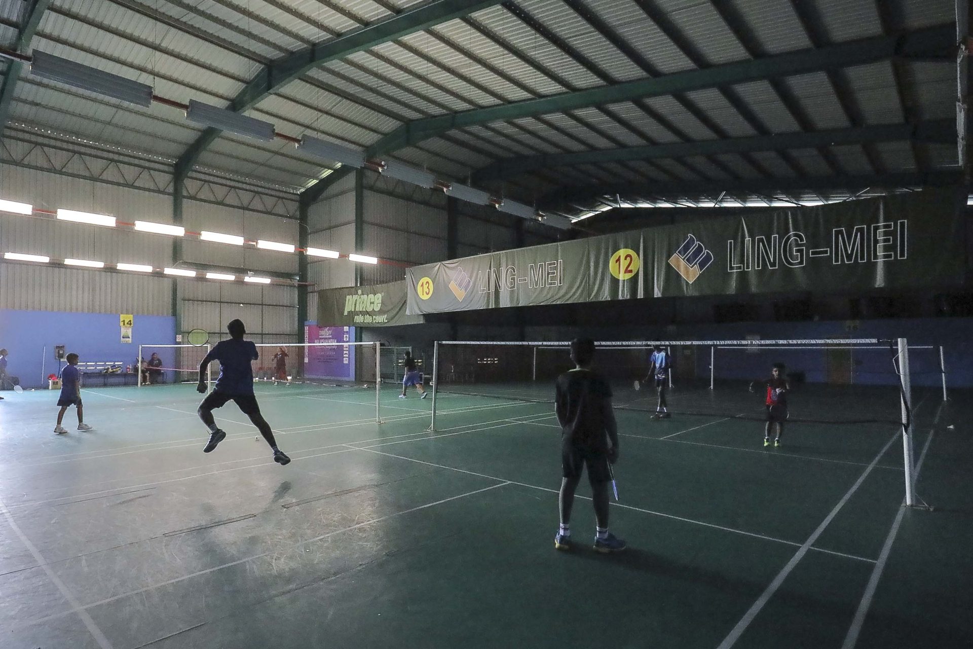 Malaysia’s young shuttlers win BAJC team event