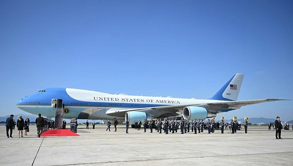 US says goodbye to Air Force One plane as Qatari jet awaits