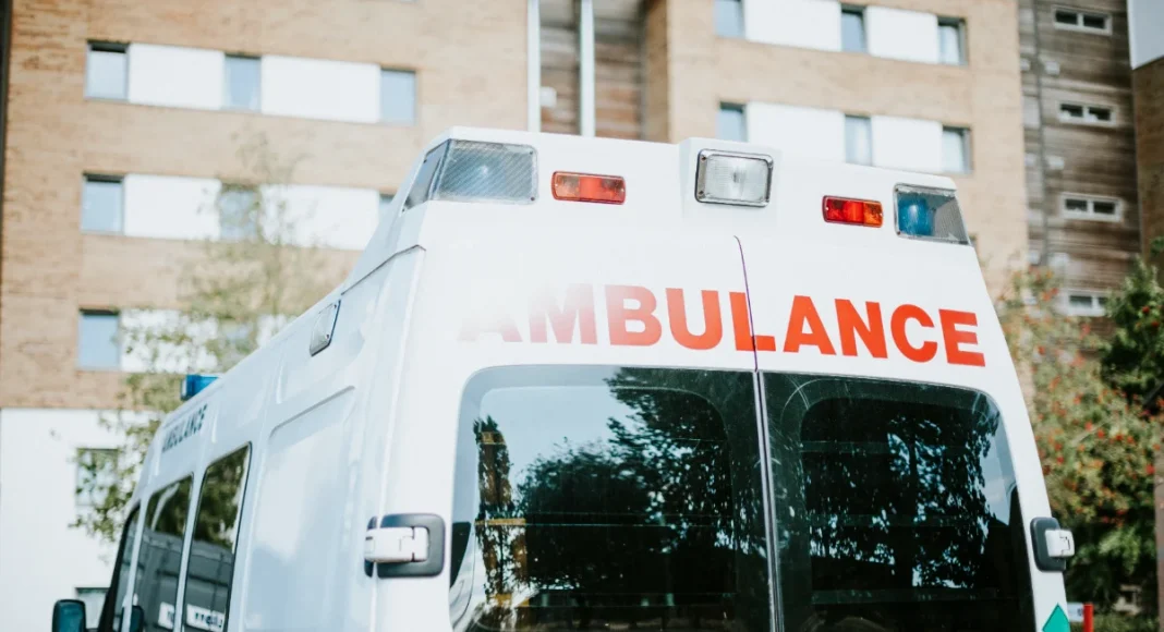 Family alleges unprofessional behaviour by medics at scene of neighbour’s death