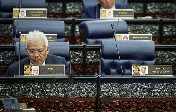 Speaker confirms Hamzah’s status, Muhyiddin’s seat moved