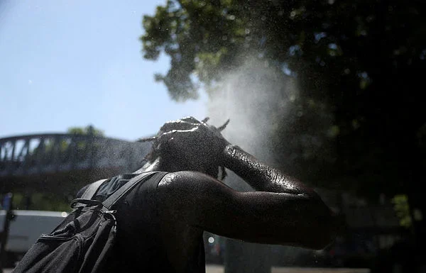 European heatwave kills three as France braces for 40C