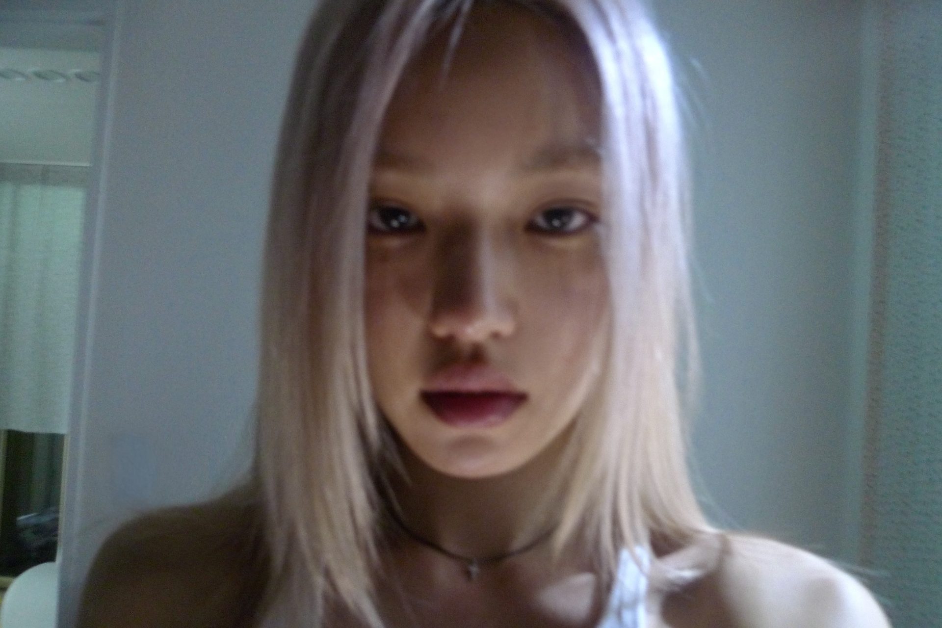 iiso 1 Iiso produces most of her own releases and directs the visuals, styling and artwork around her projects.