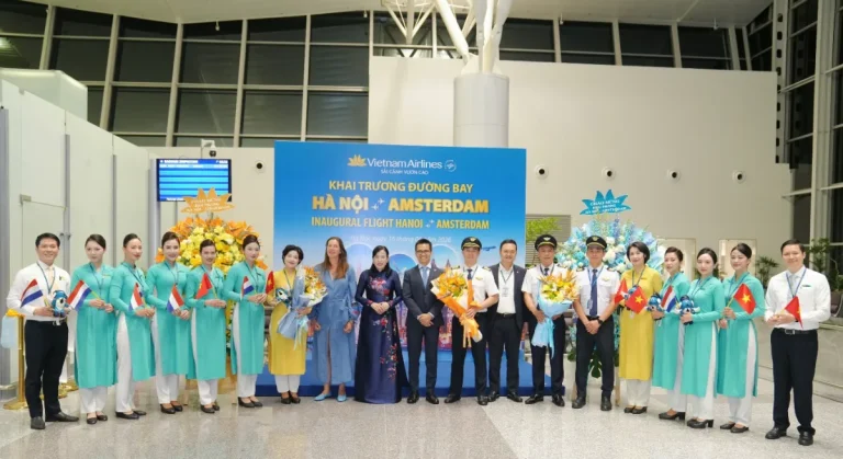 Vietnam Airlines launches nonstop Hanoi–Amsterdam service