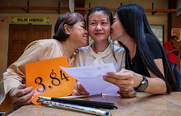Blind student Loh Wee Han achieves 3.84 CGPA in STPM 2025