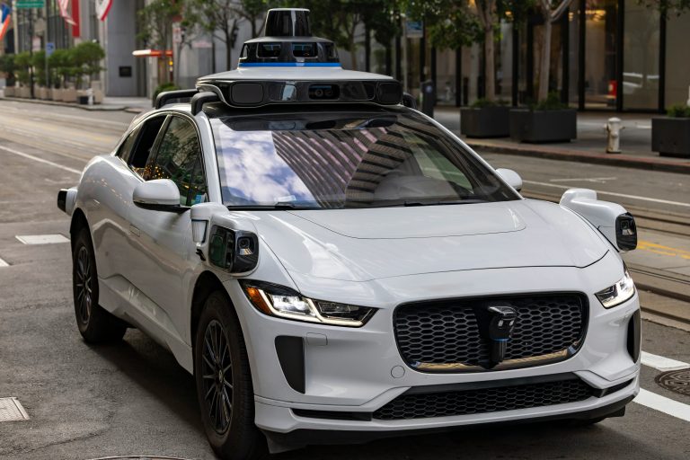 Race for robotaxi market arrives in London