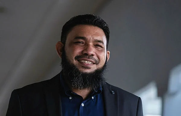 Court restrains Papagomo from defaming MCMC