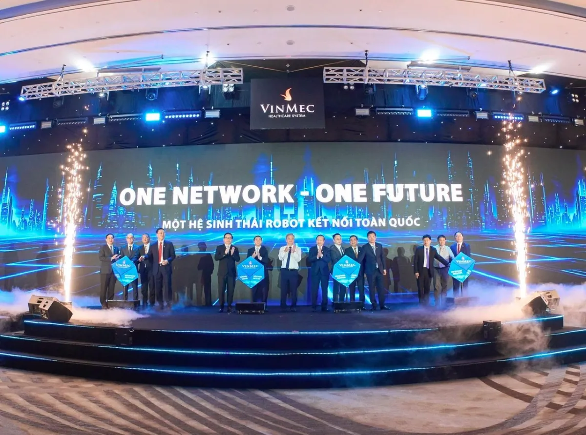 Vinmec Launches Vietnam's First Integrated High-Tech Robotic Surgery Network, Establishing the Country's First Multi-Connected Robotic Surgery Ecosystem