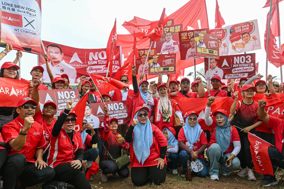 103 candidates confirmed for Negeri Sembilan polls three-cornered contests dominate 103 candidates confirmed for Negeri Sembilan polls, three-cornered contests dominate