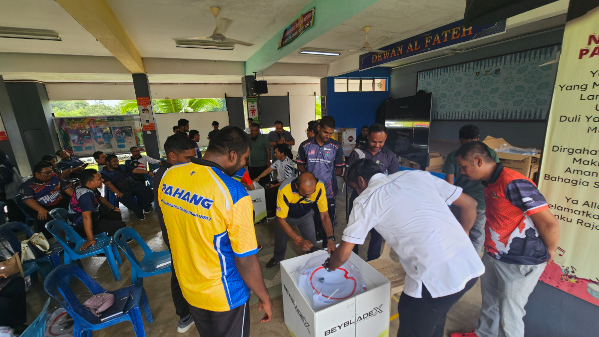 Schools across Malaysia are introducing Beyblade clubs, giving students another avenue to earn co-curricular marks while developing new skills.