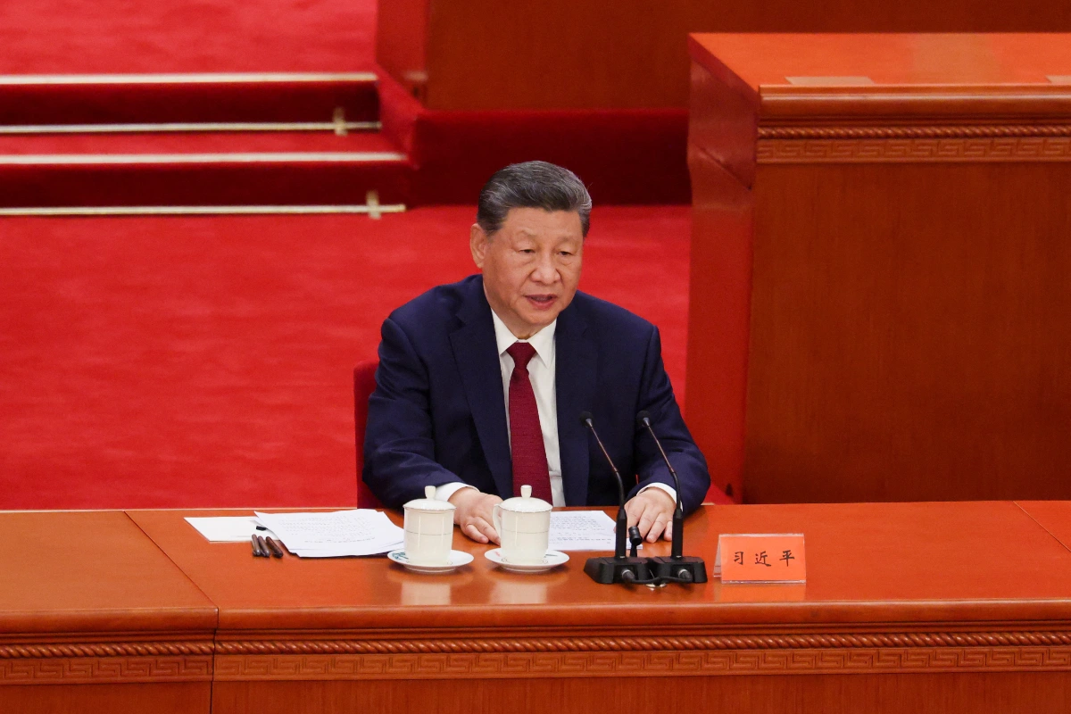 Xi vows to strengthen China's military and fight graft Xi vows to strengthen China's military and fight graft