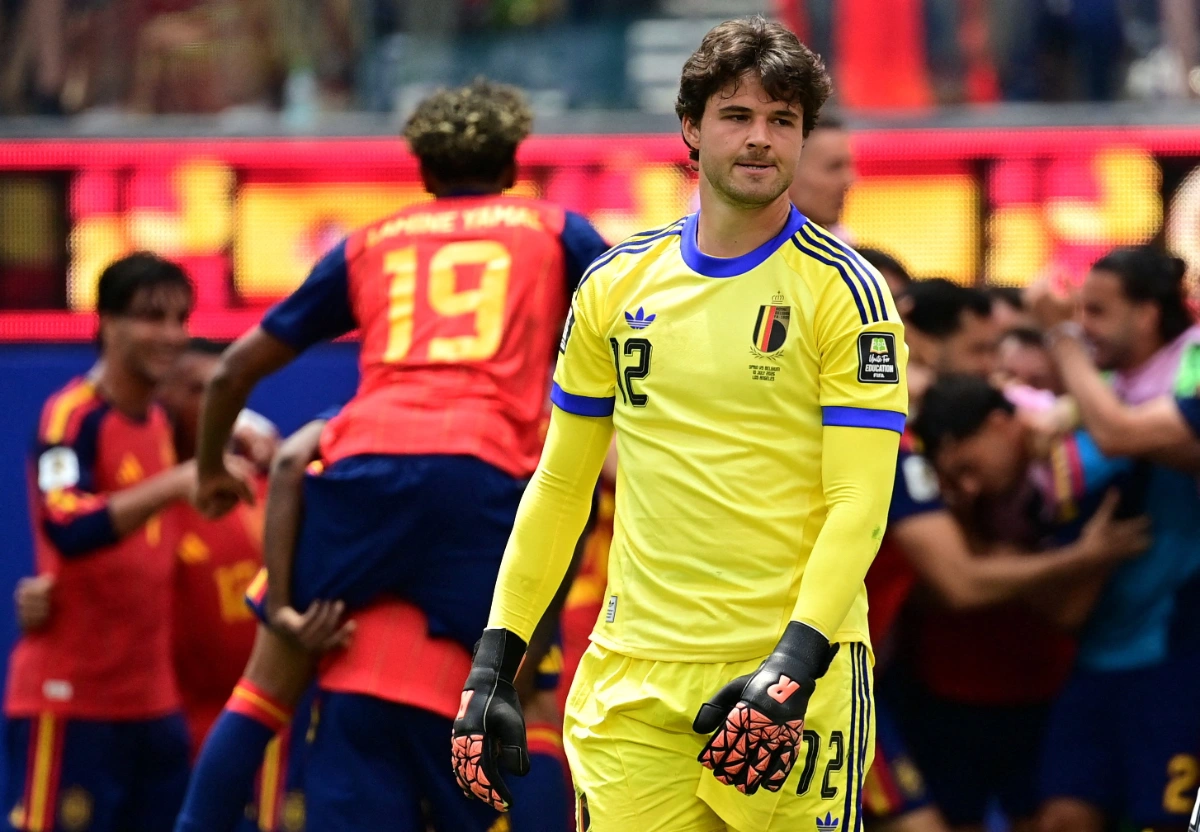 Courtois backs Lammens after World Cup heartbreak Courtois backs Lammens after World Cup heartbreak