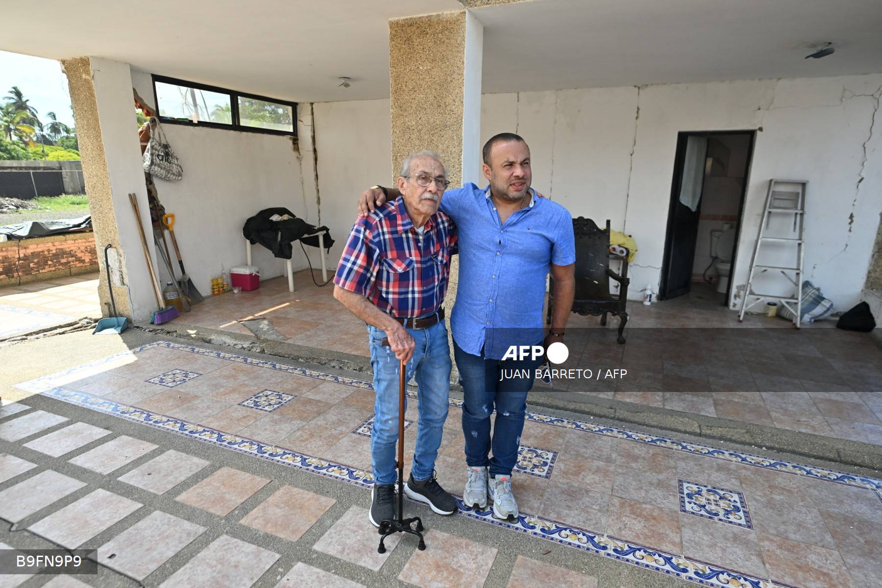Buildings of three storeys survive Venezuela’s deadly quakes Buildings of three storeys survive Venezuela’s deadly quakes