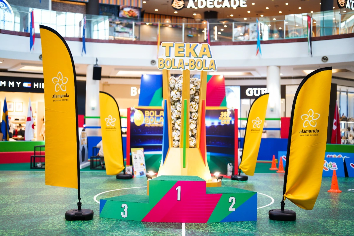 Alamanda, Mesra Mall bring World Cup fever to shoppers with football-themed campaigns Alamanda, Mesra Mall bring World Cup fever to shoppers with football-themed campaigns