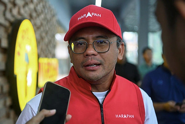 Amirudin urges Negeri Sembilan voters to return home fulfil duty Amirudin urges Negeri Sembilan voters to return home, fulfil duty