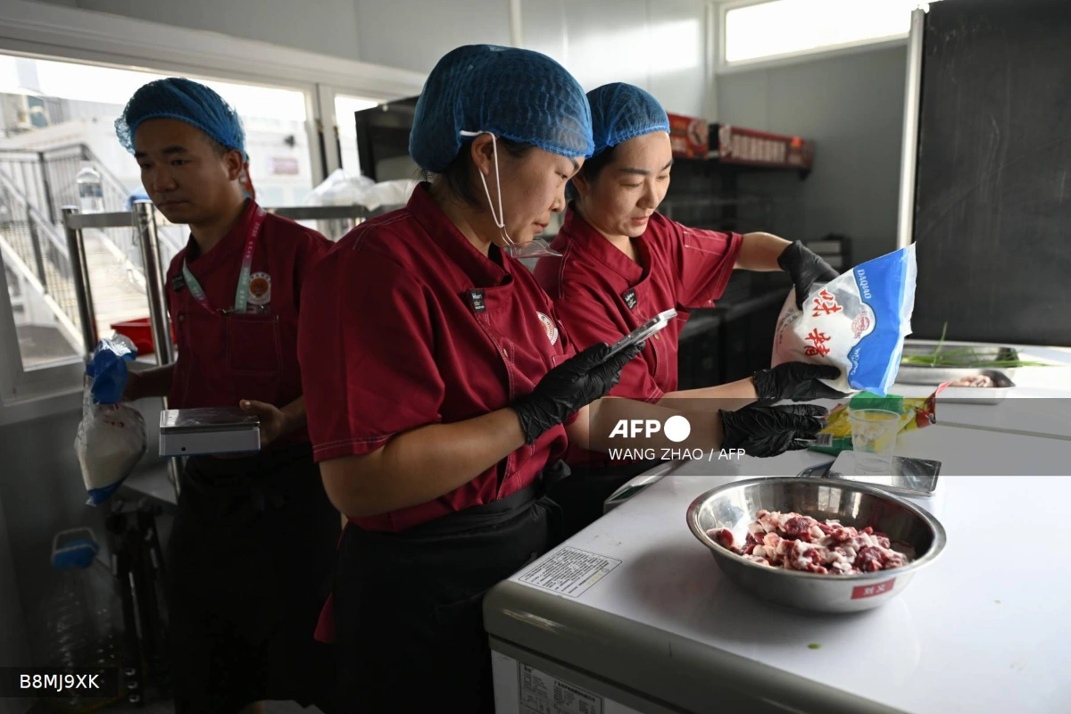 Barbecue academy offers new career path for Chinas laid-off workers Barbecue academy offers new career path for China's laid-off workers