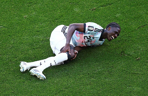 Belgiums Onana out of World Cup with ACL injury Belgium's Onana out of World Cup with ACL injury