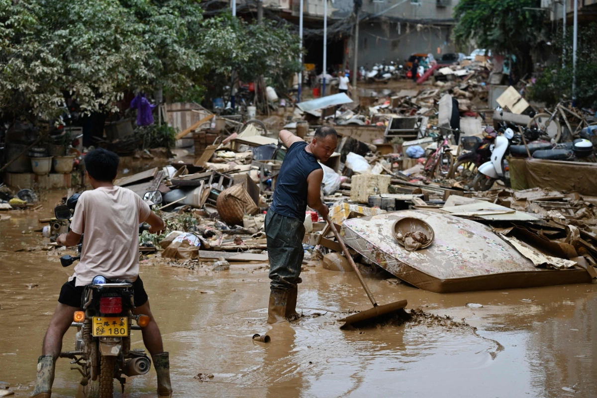 Cleanup underway as death toll from China floods hits 39