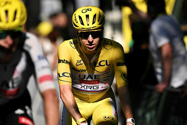 CYCLING-TDF-2026-STAGE Tour de France yellow jersey protocol: 90 minutes of 'stress'