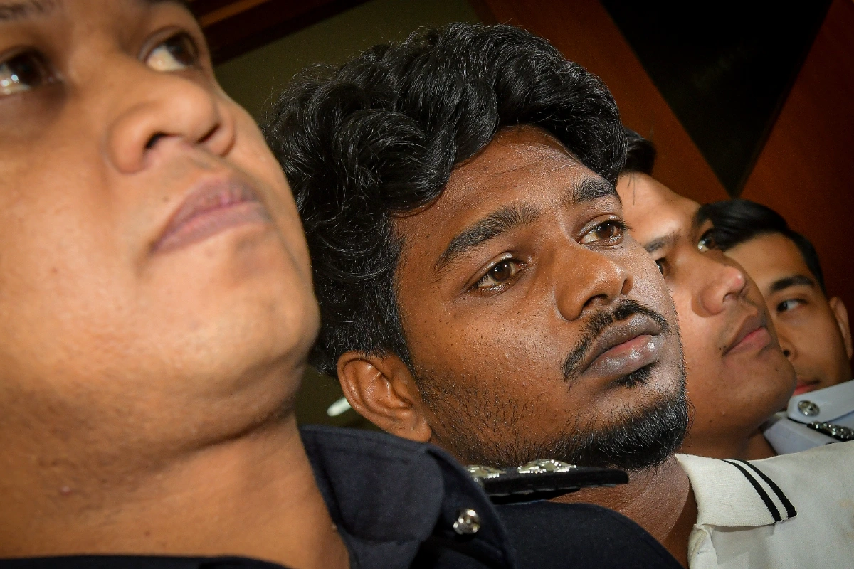 Court sets Aug 28 and Oct 7 for lab assistants charges Court sets Aug 28 and Oct 7 for lab assistant's charges