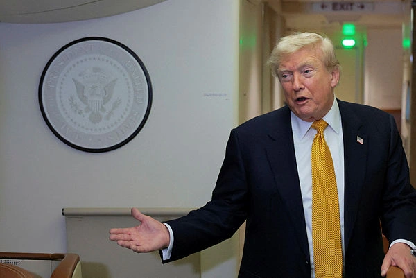Eight charged in Trump cage fight attack plot