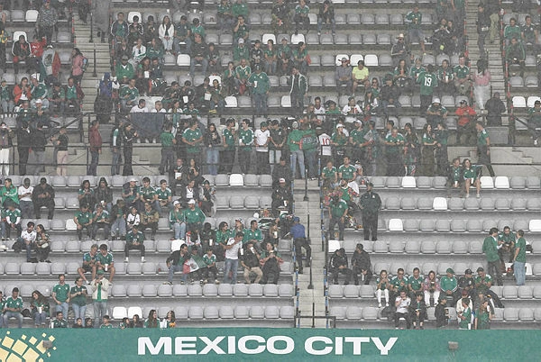 Mexico-England World Cup match delayed one hour due to storms