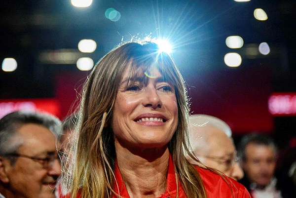 FILES-SPAIN-POLITICS-COURT-CORRUPTION Court confirms graft trial for Spanish PM's wife