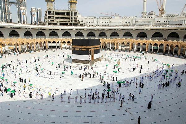 Government to curb cheap umrah packages for pilgrim protection Government to curb cheap umrah packages for pilgrim protection