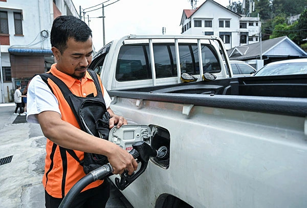 Govt approves over 5000 BUDI diesel quota transfers within families Govt approves over 5,000 BUDI diesel quota transfers within families