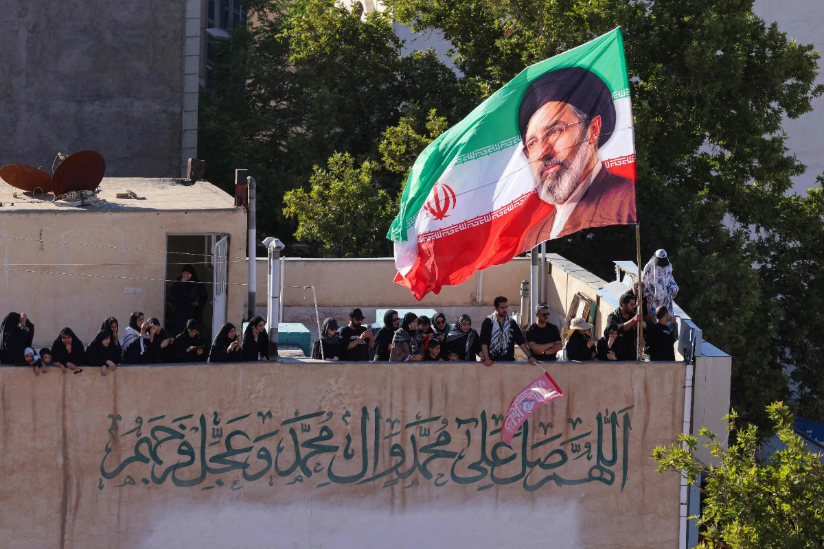 Iran's supreme leader vows revenge for his father's killing Iran's supreme leader vows revenge for his father's killing