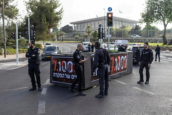 Israel marks 1,000 days since Oct 7 with memorials, protests