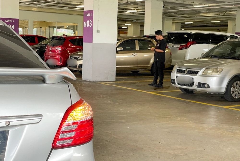 If Real Madrid fail to beat Barcelona, the Catalans will be crowned Spanish champions for a second consecutive season. (52) Govt to tighten legal framework over misuse of disabled parking spaces