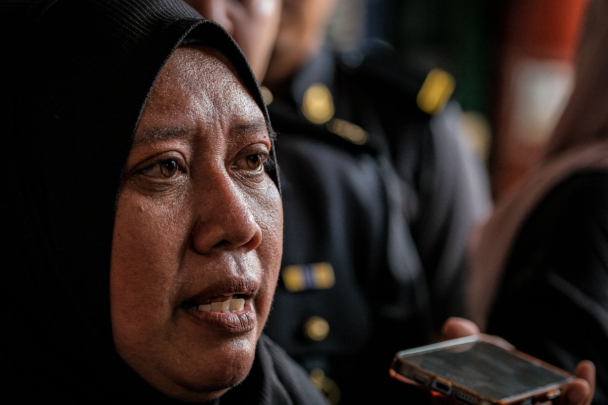 Johor KPDN seizes 2,669 fake jerseys worth RM135,000