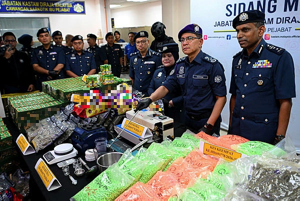 JKDM_DADAH JKDM dismantles international drug syndicate, netting contraband worth RM300.7 million