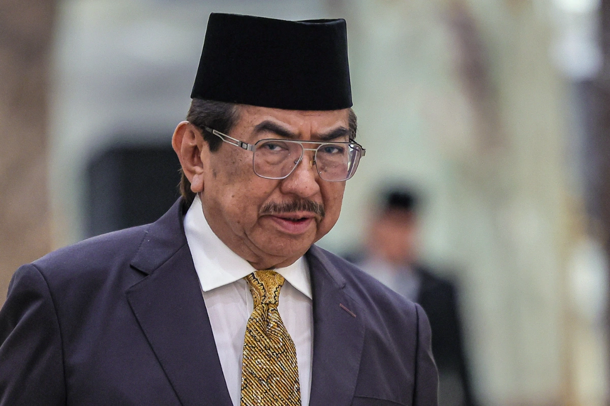 Claims that Sabah governor's Dubai trip was for personal reasons false1 Claims that Sabah governor's Dubai trip was for personal reasons false