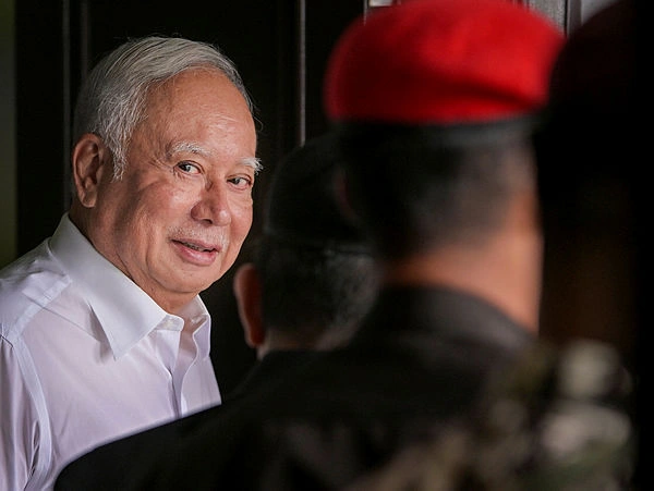 Court grants Najib permission for bar appeal hearing