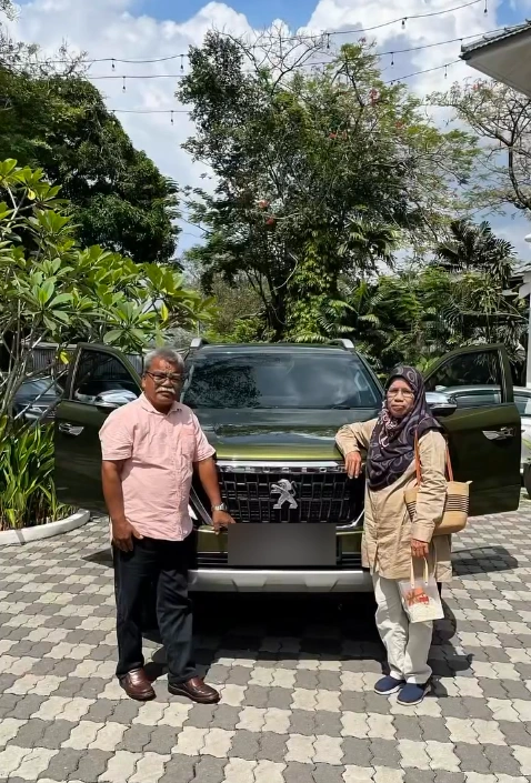 Malaysian son surprises father with dream 4x4 car