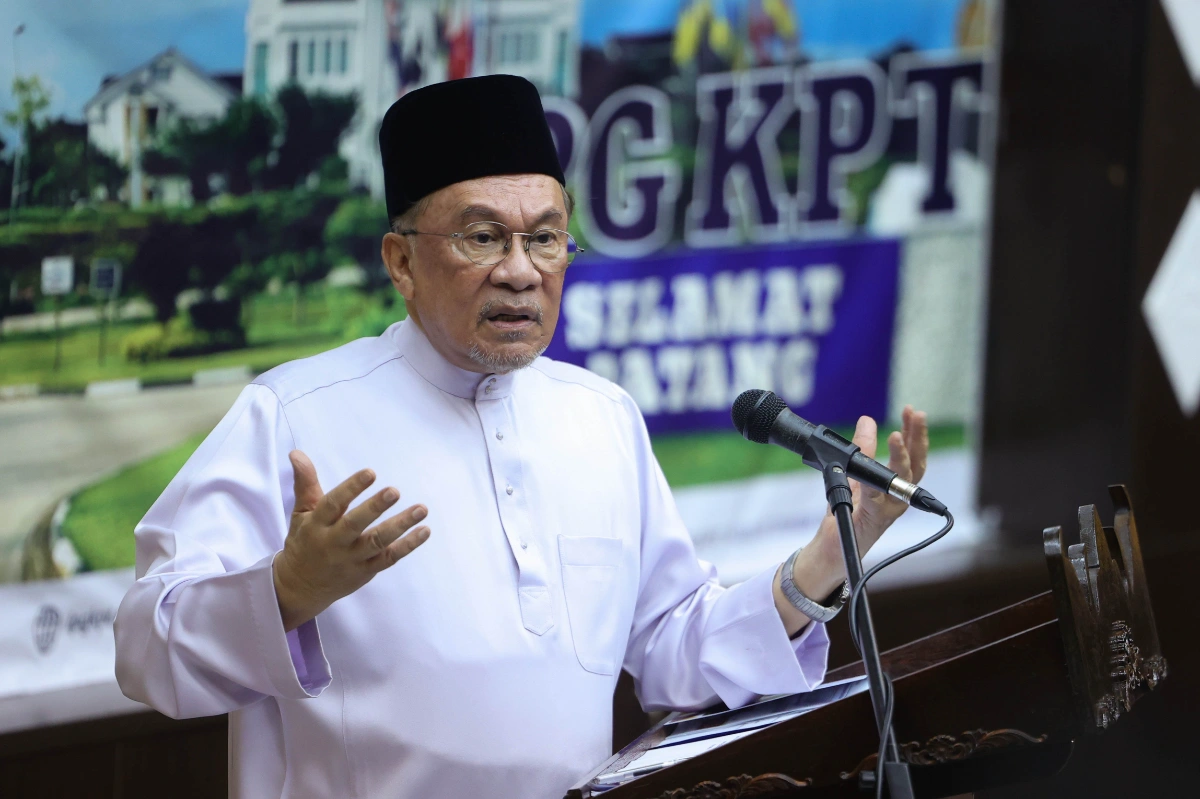 M'sia needs teachers skilled in new technologies, rooted in human values - PM