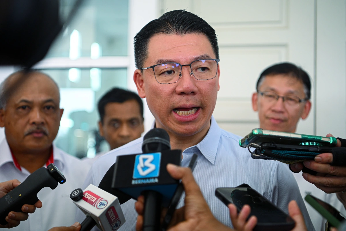 Nga Kor Ming saddened by rubbish left at Dataran Merdeka after World Cup final Nga Kor Ming saddened by rubbish left at Dataran Merdeka after World Cup final