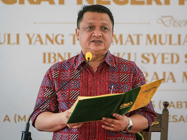 Perlis Raja Muda urges firms to pursue halal certification Perlis Raja Muda urges firms to pursue halal certification