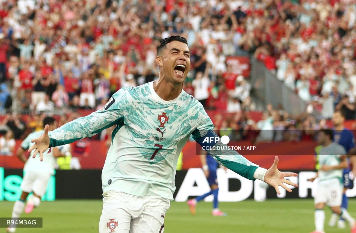 Portugal defeat Croatia 2-1 to reach World Cup last 16